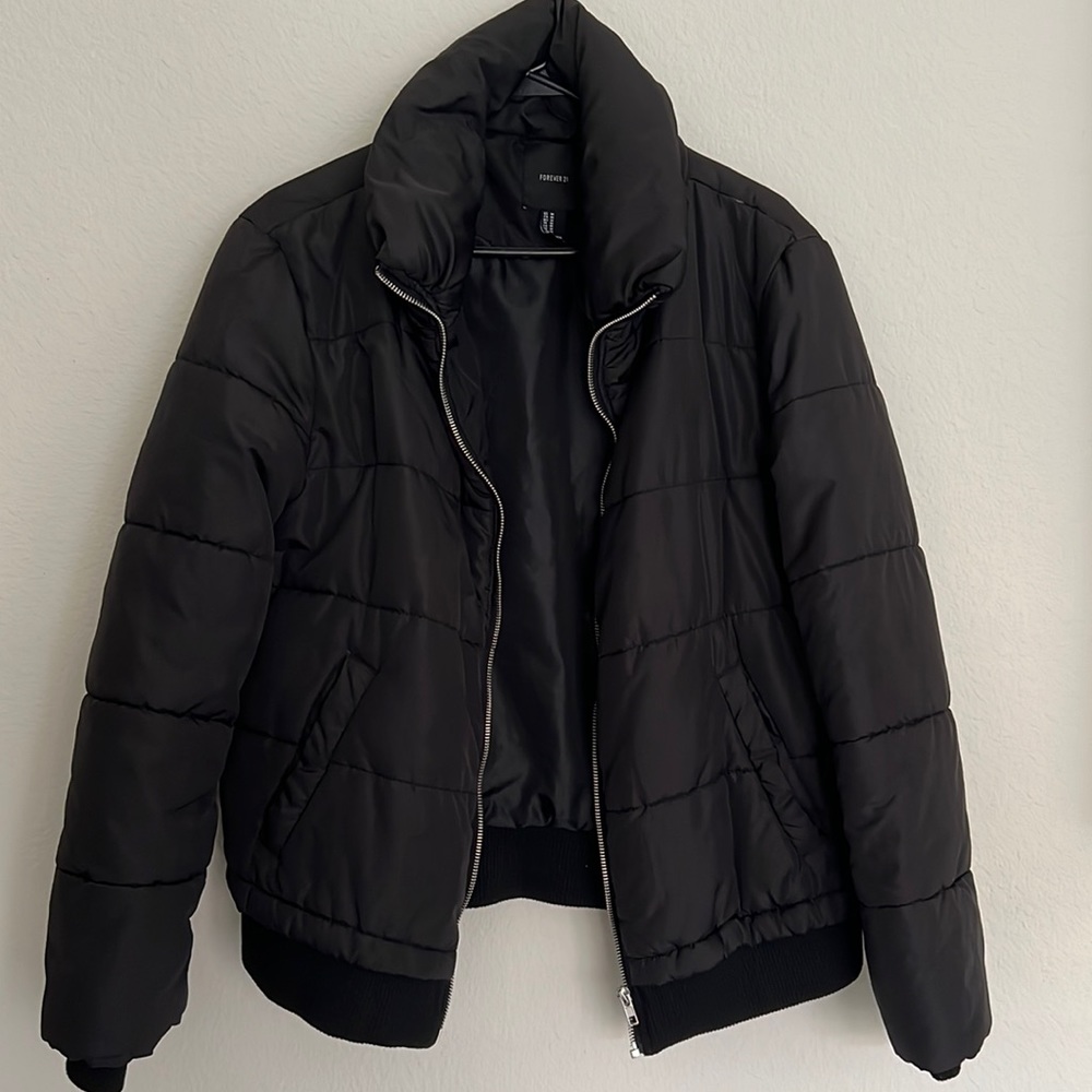 Forever 21 puffy jacket winter